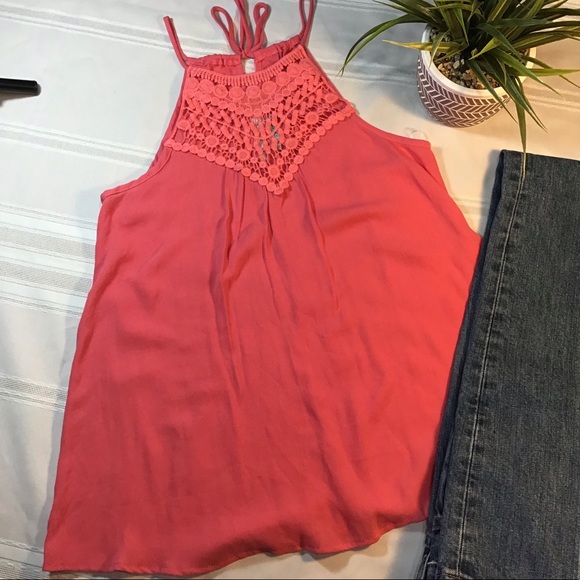 🆕 NWOT Coral Boho Top w/Lace Detail - Medium - Picture 1 of 6